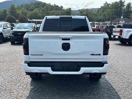 Bright White Clearcoat 2023 RAM 1500 Laramie
