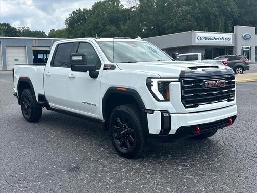 Summit White 2024 GMC Sierra 2500 AT4