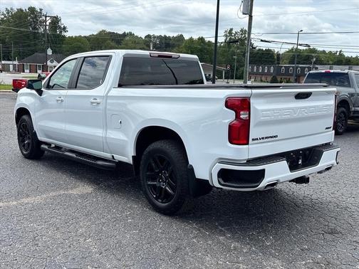 White 2024 Chevrolet Silverado 1500 RST