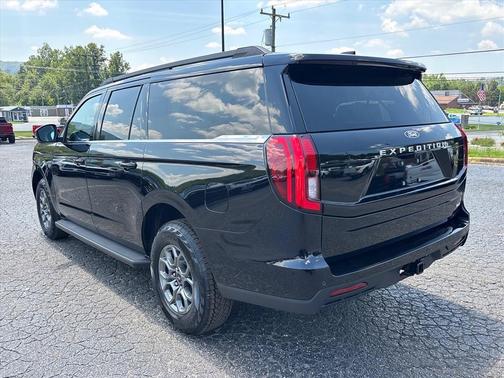 Agate Black Metallic 2027 Ford Expedition Max ACTIVE