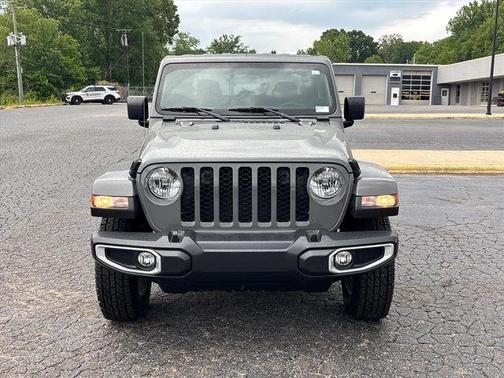 Sting Gray Clearcoat 2022 Jeep Gladiator Sport