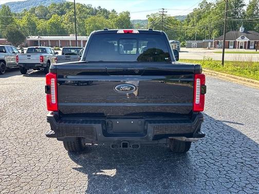 Black 2024 Ford F-250