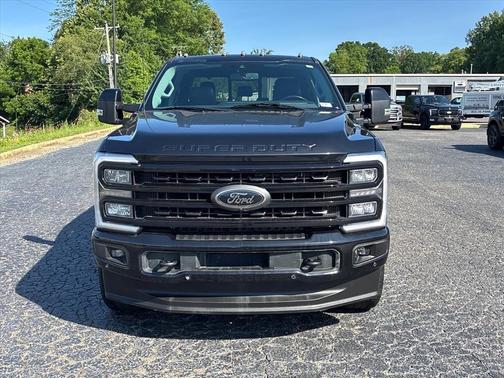 Black 2024 Ford F-250