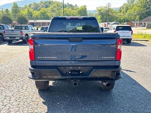 Jet Black 2021 Chevrolet Silverado 2500 Custom