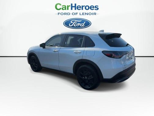 White 2024 Honda HR-V Sport