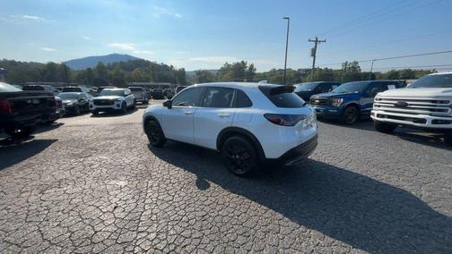 White 2024 Honda HR-V Sport