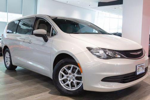 2017 Chrysler Pacifica Touring