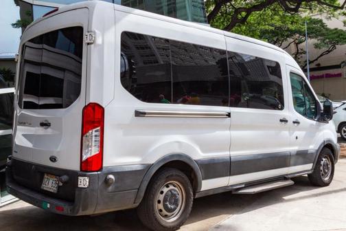 2017 Ford Transit-350 T-350 148 MED ROOF