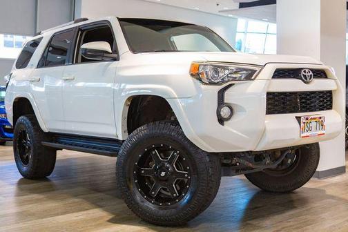 2019 Toyota 4Runner SR5