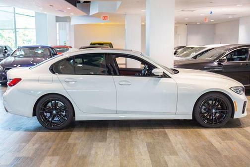 2022 BMW 330 i