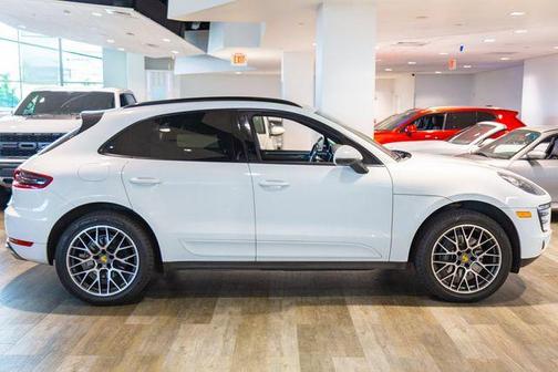 White 2018 Porsche Macan 20 RS SPYDER DESIGN WHEELS/PANORAMIC ROOF SYSTEM