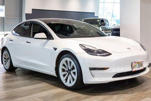 2022 Tesla Model 3 Long Range