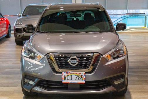 2020 Nissan Kicks SR