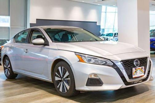 2022 Nissan Altima 2.5 SV