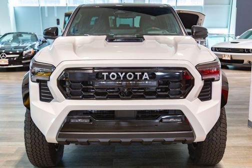 2024 Toyota Tacoma Hybrid TRD Off Road Hybrid
