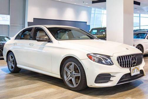 designo Diamond White Metallic 2017 Mercedes-Benz E-Class E 300