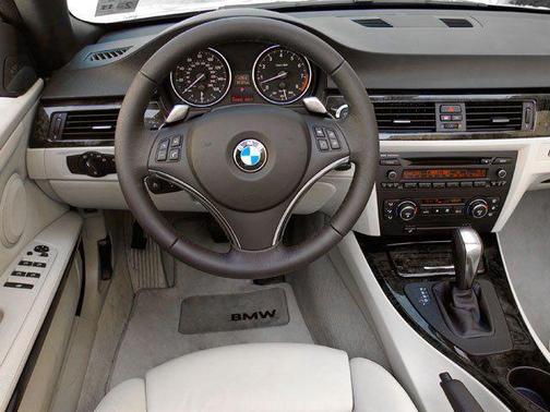 2010 BMW 328 i