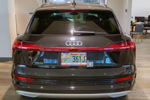 2019 Audi e-tron quattro Premium Plus