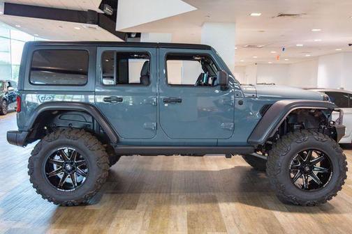 Anvil Clearcoat 2024 Jeep Wrangler Rubicon