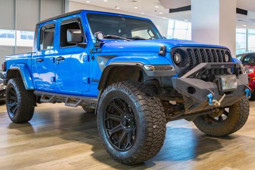 Hydro Blue Pearlcoat 2022 Jeep Gladiator Sport