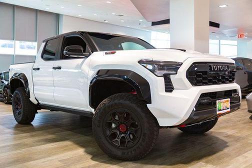 2025 Toyota Tacoma Hybrid TRD PRO