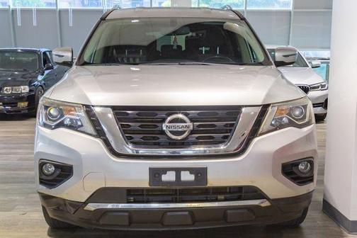 2019 Nissan Pathfinder SV