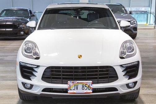 2017 Porsche Macan Base