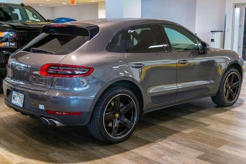 2016 Porsche Macan S
