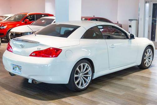 2010 INFINITI G37 Base