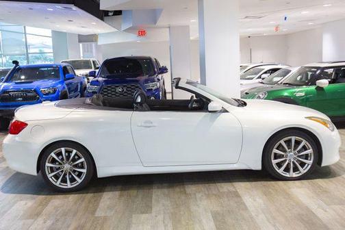 2010 INFINITI G37 Base