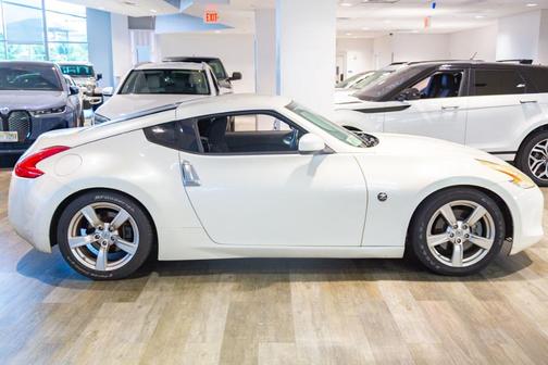 2011 Nissan 370Z Base