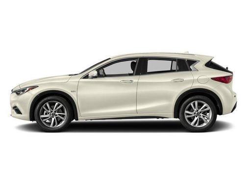 2017 INFINITI QX30 Premium