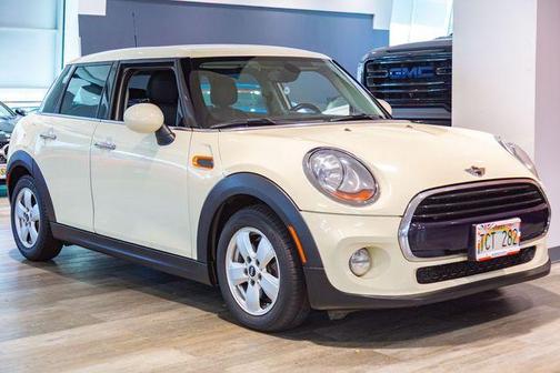2017 MINI Hardtop Cooper