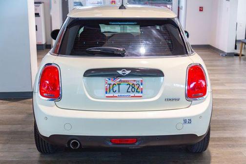 2017 MINI Hardtop Cooper