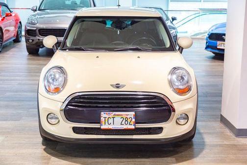 2017 MINI Hardtop Cooper