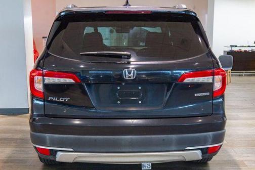 2019 Honda Pilot Touring 8-Passenger