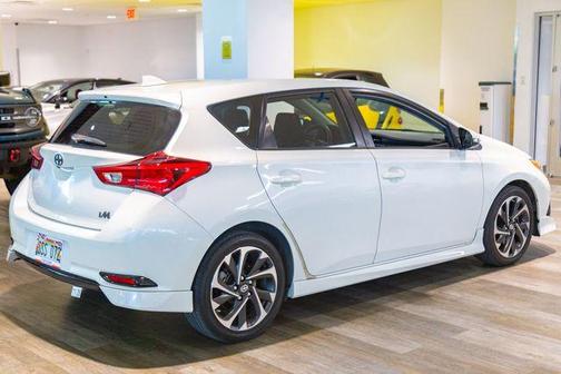 Blizzard Pearl 2016 Scion iM Base
