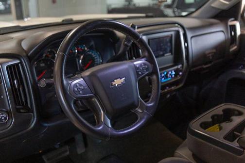 Iridescent Pearl Tricoat 2017 Chevrolet Silverado 1500 1LT