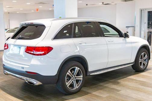 Polar White 2018 Mercedes-Benz GLC 300 Base