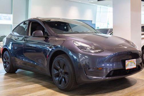 2024 Tesla Model Y Long Range