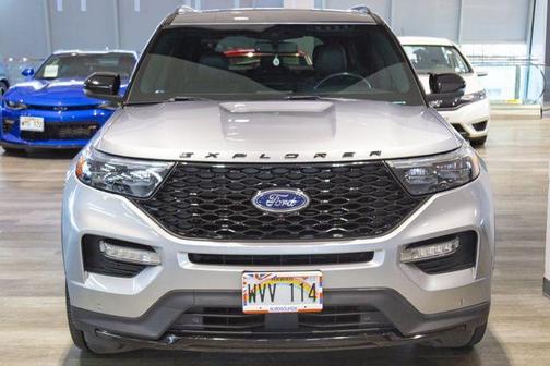 Iconic Silver Metallic 2020 Ford Explorer ST