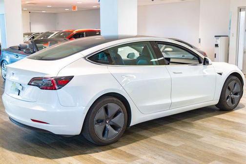 2020 Tesla Model 3 Standard Range Plus