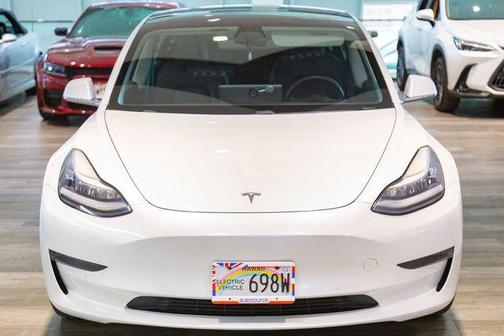 2020 Tesla Model 3 Standard Range Plus