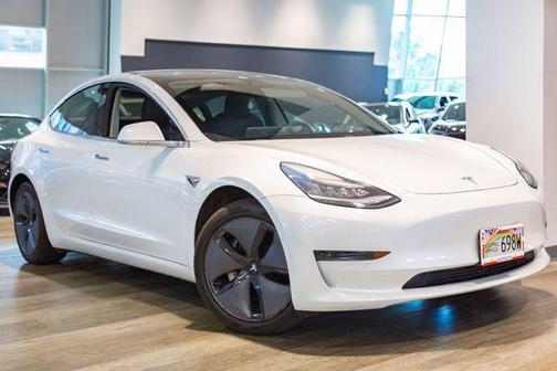 2020 Tesla Model 3 Standard Range Plus