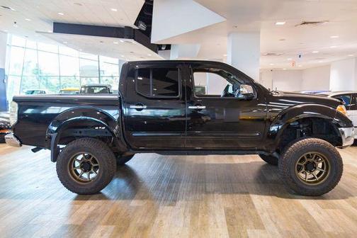 Super Black 2015 Nissan Frontier SL