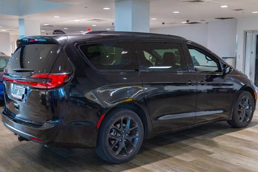 2021 Chrysler Pacifica Limited