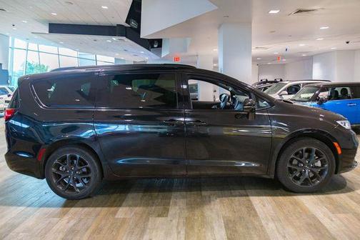 2021 Chrysler Pacifica Limited