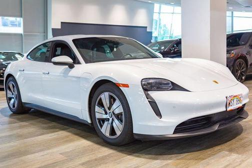 2022 Porsche Taycan Base