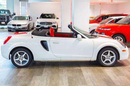 2002 Toyota MR2 Spyder