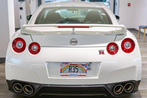2016 Nissan GT-R Premium